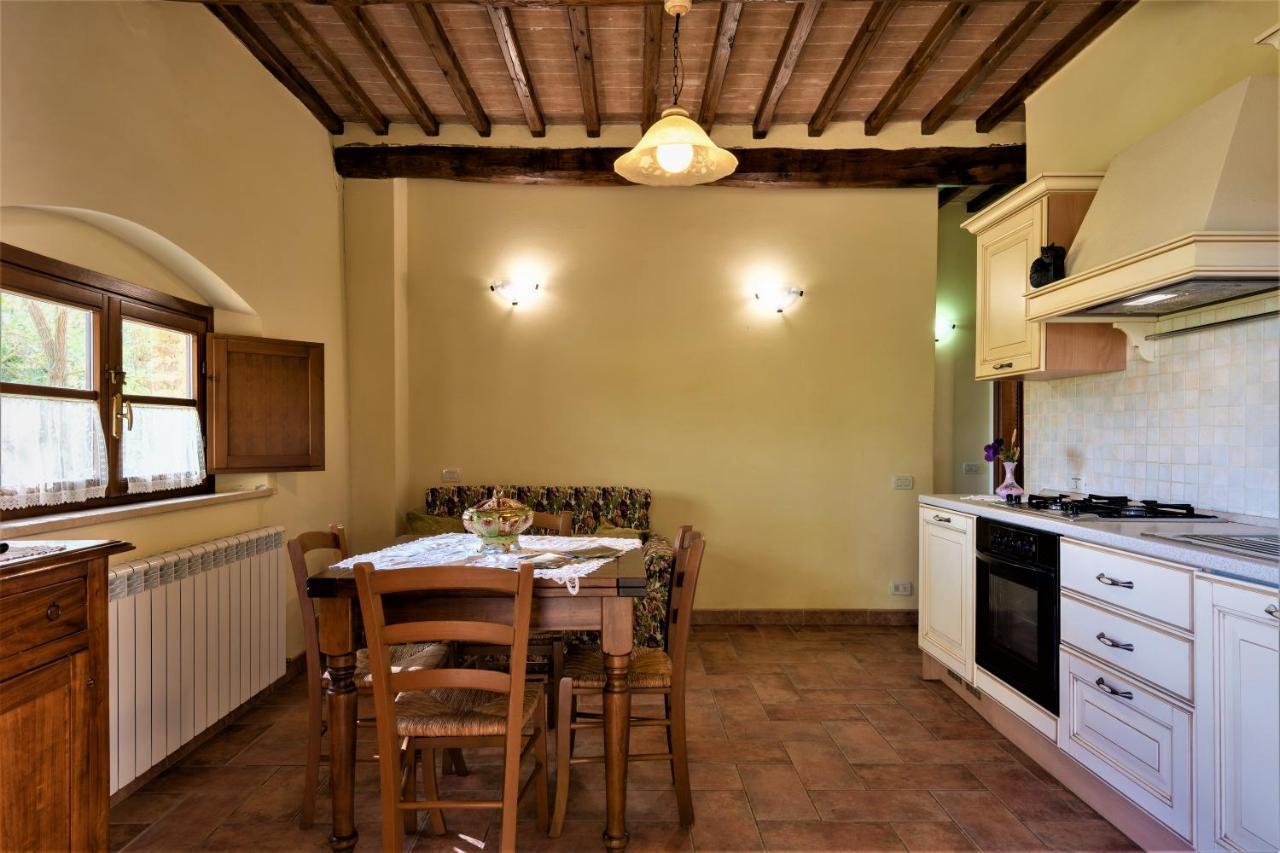 Pensjonat Borgo Il Villino Casole dʼElsa Zewnętrze zdjęcie