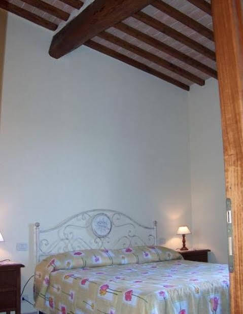 Pensjonat Borgo Il Villino Casole dʼElsa Zewnętrze zdjęcie